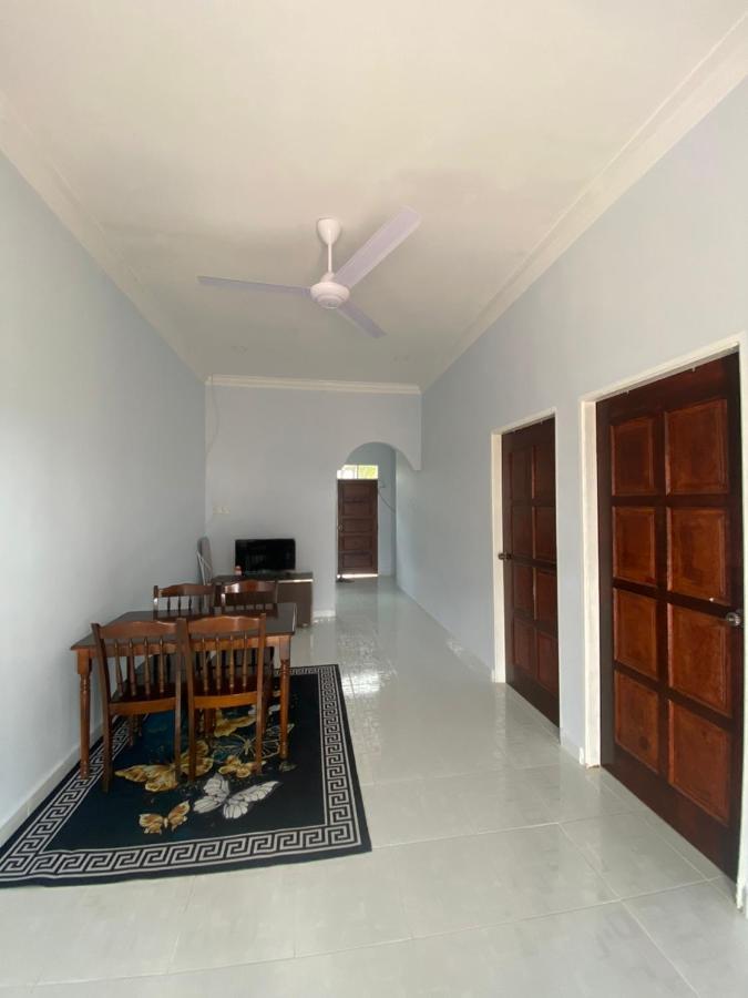 Tok Mek Homestay Сетіу Екстер'єр фото